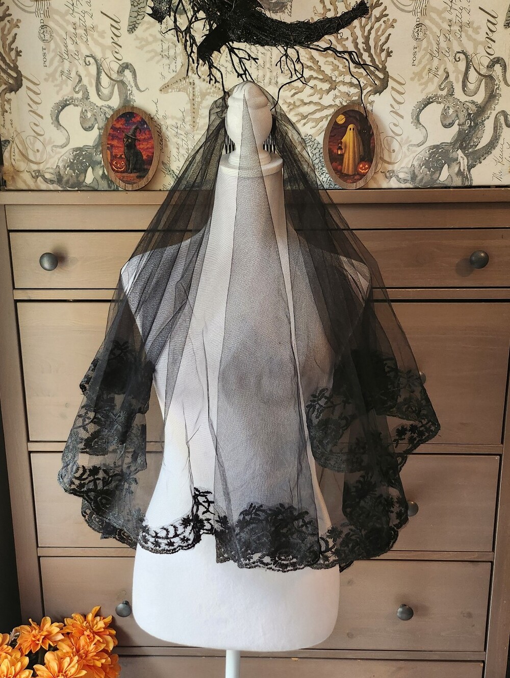Black Lace Mourning Veil